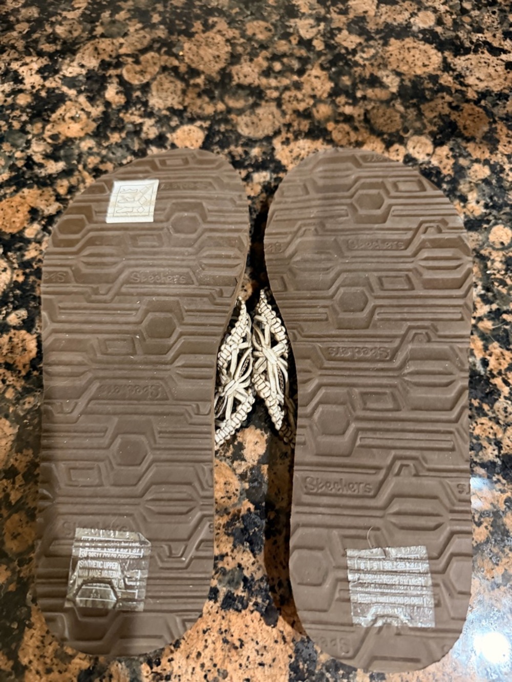 Skechers Brown Sandal with Cream Braided Straps - Picture 3 of 3